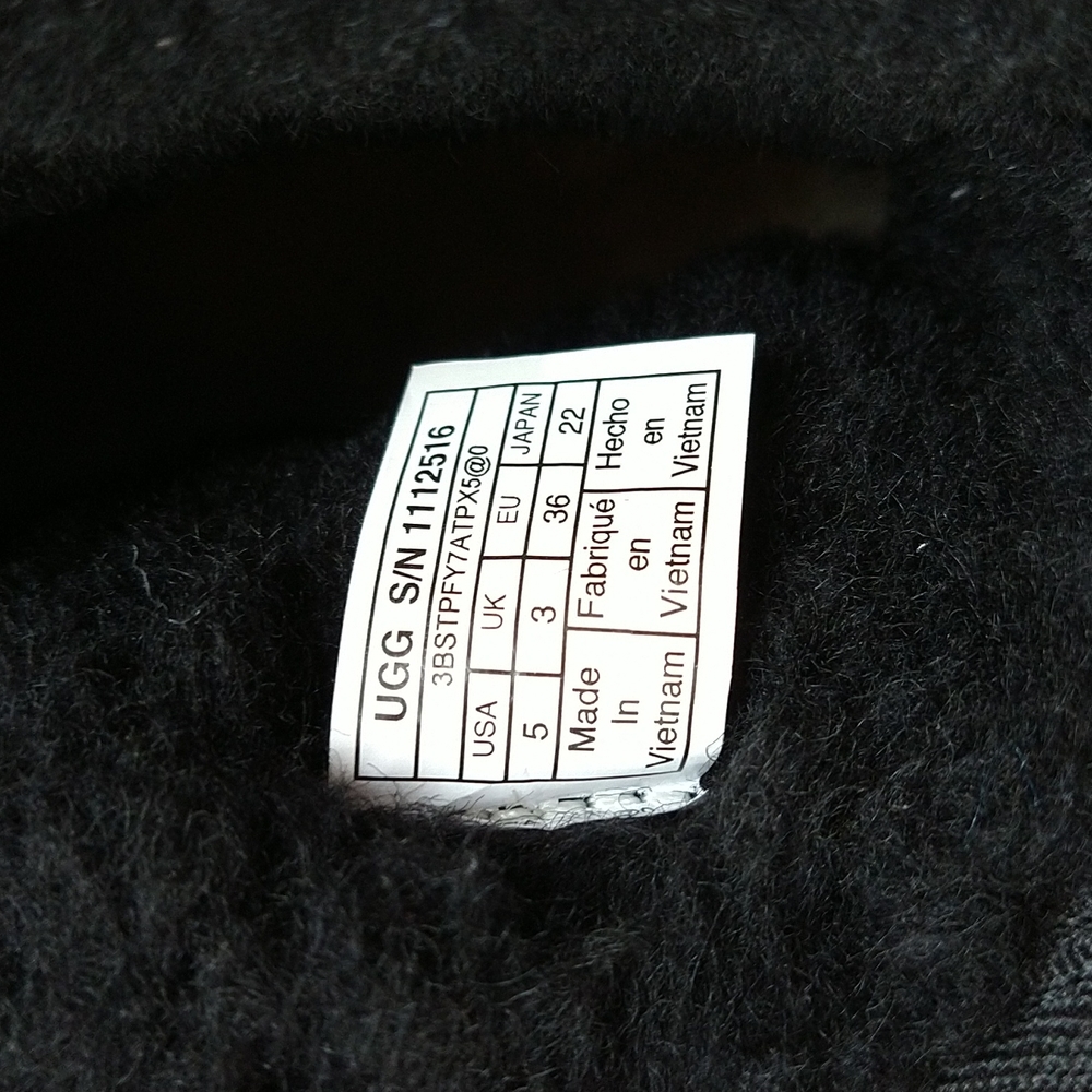 UGG classic zodiac mini - Picture 8 of 9
